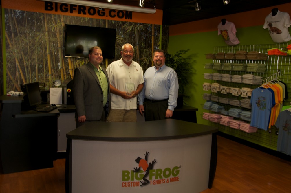Big Frog receiving The Golden Ed Award